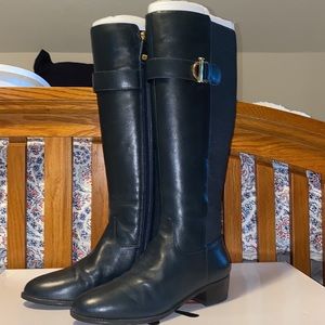 Isaac Mizrahi Senso Boots in Dark Navy in a size 8.